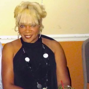 Meet your Posher, Janet